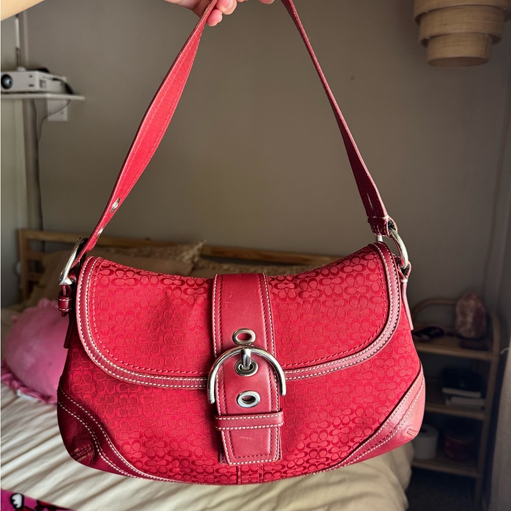 SOLD - Cherry Red Large Coach soho 🍒✨